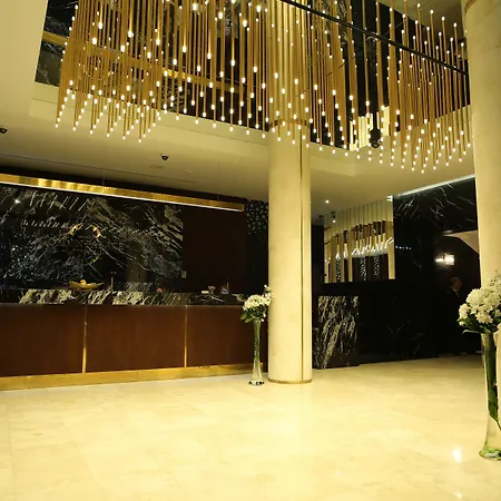 Golden Palace Batumi Hotel&Casino-3