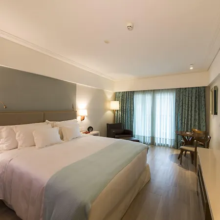 Vogal Luxury Beach Hotel & Spa-2