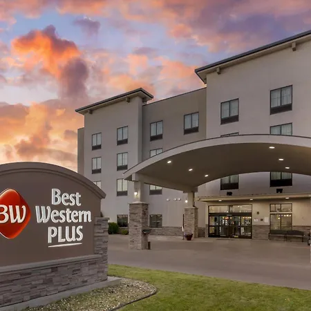 Best Western Plus Williston Hotel & Suites-2