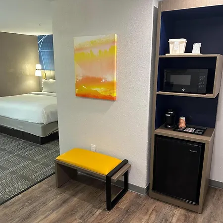 Comfort Inn & Suites Savannah Airport-3