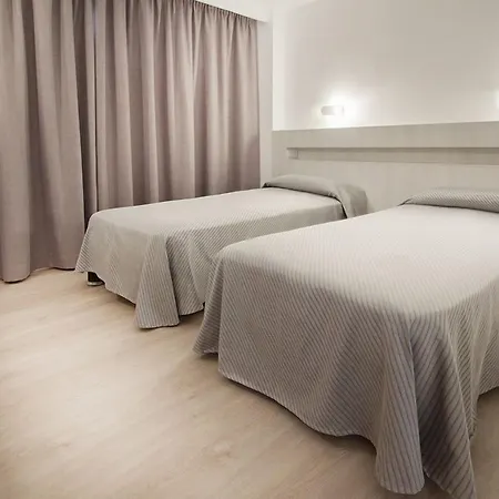 Apartamentos Sol Y Vera-3