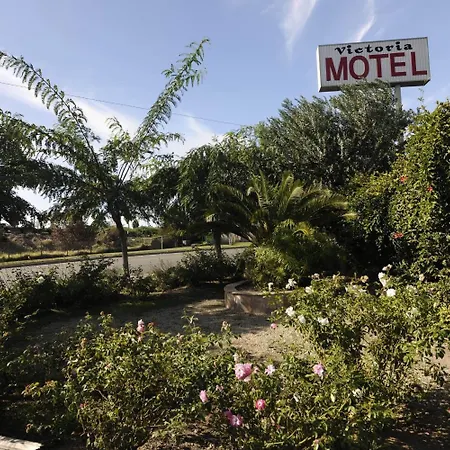 Victoria Motel-2