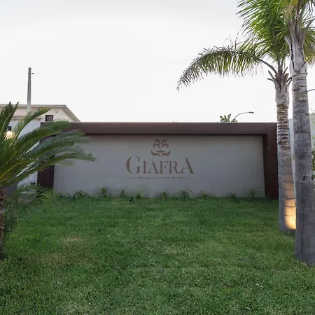 Giafra Luxury Rooms-2