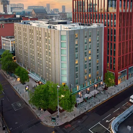 YOTEL Manchester Deansgate-3