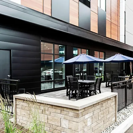 Hampton Inn & Suites By Hilton Quebec - Beauport-3