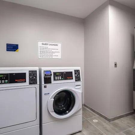 Microtel Inn & Suites By Wyndham Winchester-2