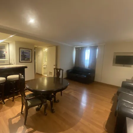 Rose Hotel-2