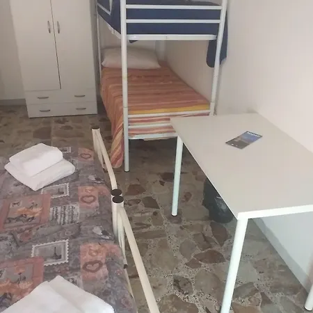 Alexander Hostel-2