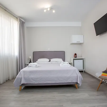 Raise Boutique Rooms In The Center Of Athens-3