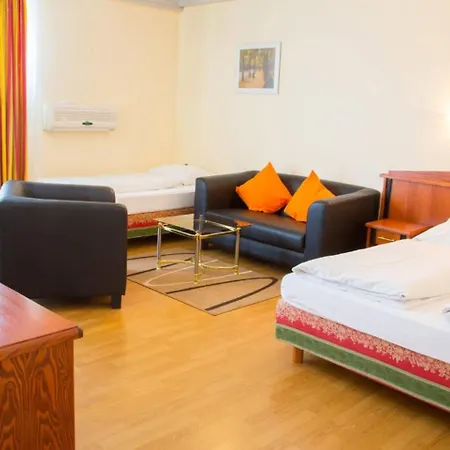 Aparthotel Landau an der Isar-3