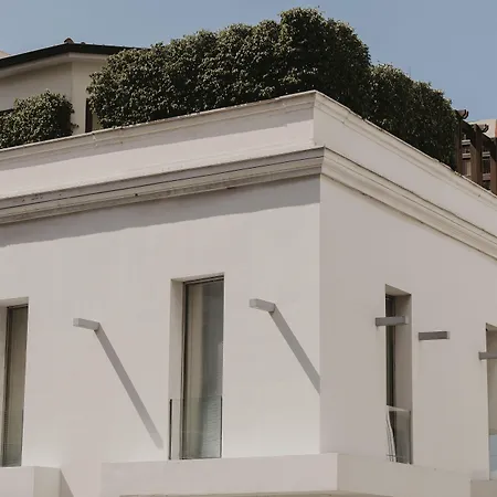 White Rooms-2