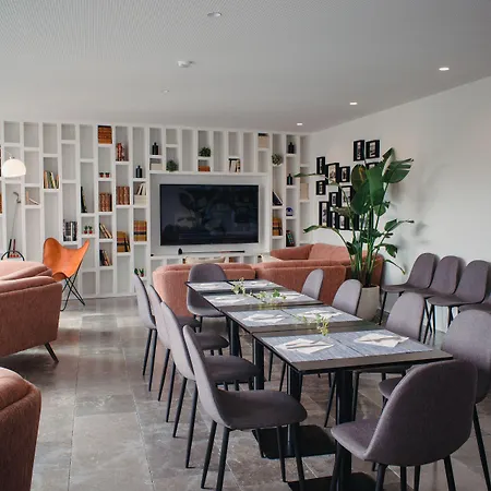 A House In Estoril - Adults Only-2