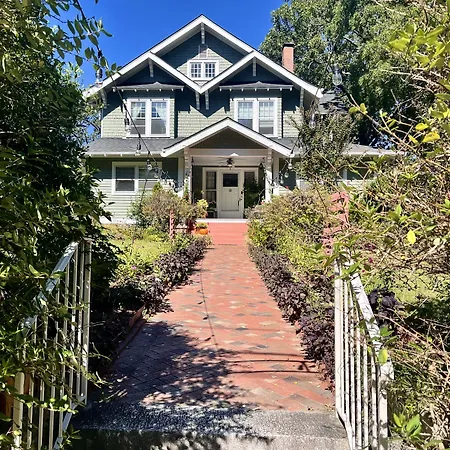 Greenwood Bed & Breakfast-2