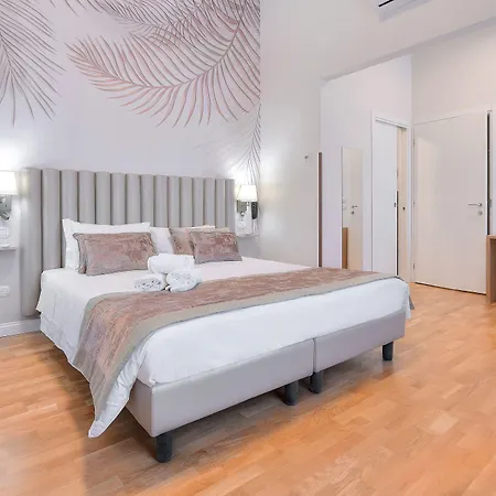 Hotel Cosmos-2