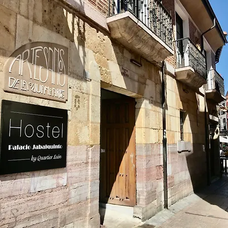 Hostel Quartier Leon Jabalquinto-2