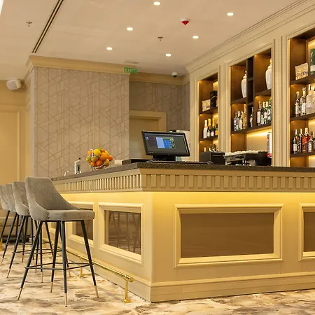 Astoria Grand Hotel-3