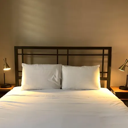 Touchstone Hotel - City Center-2