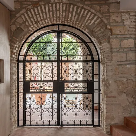 Líbere Córdoba Patio Santa Marta-3