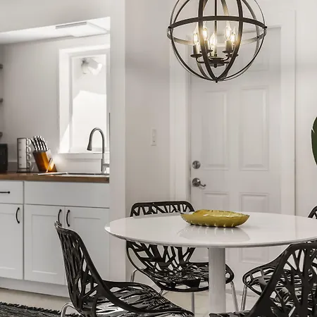 Alani Bay Premium Condos-3