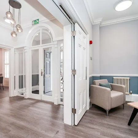 The Regent Aparthotel-3