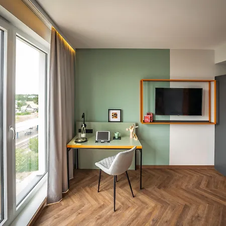 LOGINN Hotel Berlin Airport-2