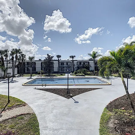Stayable Orlando at Florida Mall-2