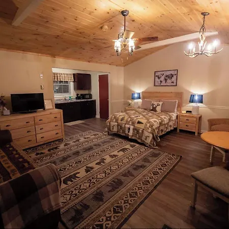 The Snowshoe Lodge-2