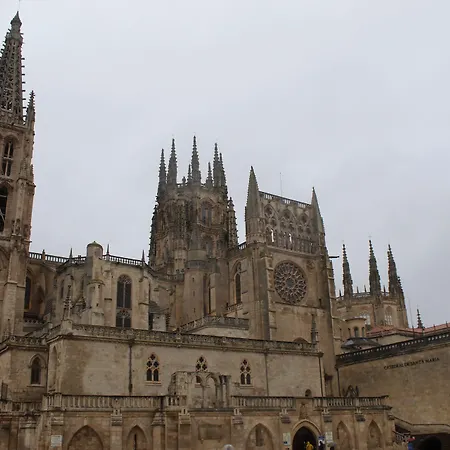 Mola! Hostel Burgos-2