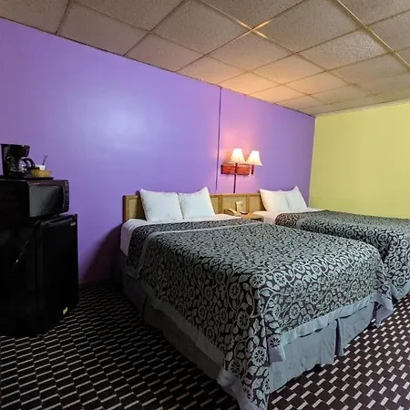 Great Plains Budget Inn-3