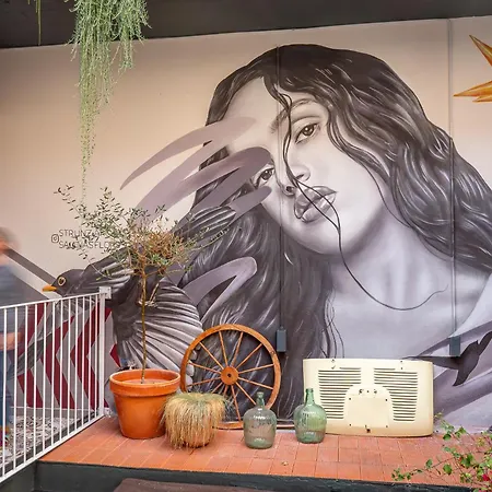 Factory Hostels Barcelona-3