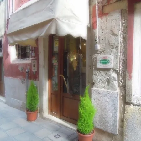 Hotel Iris Venice-3