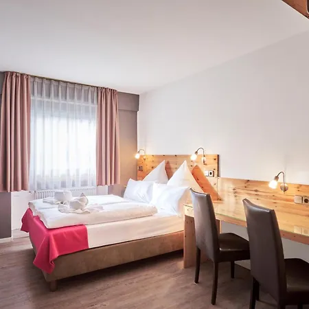 Luna Inn Stuttgart City-3