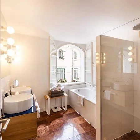 Small Luxury Hotel Goldgasse-2