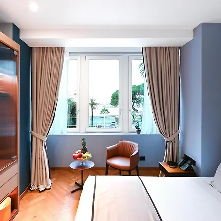 Hotel Astoria-2