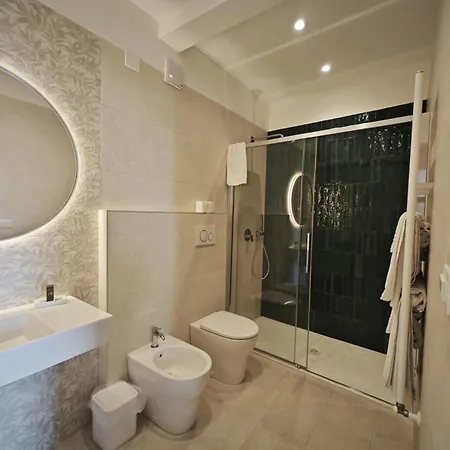 Villa Greta Hotel Rooms & Suites-3