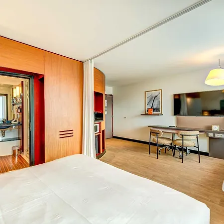 B&B Home Paris Nord 18Eme-3