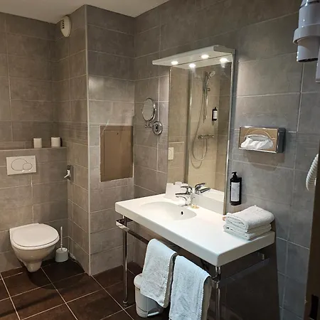 Hotel 1Er Consul Rouen-3