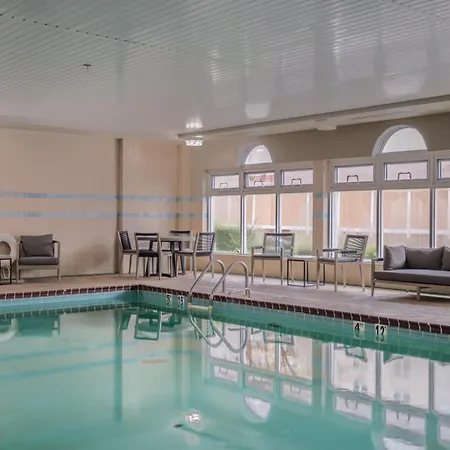Four Points By Sheraton Louisville Airport-3