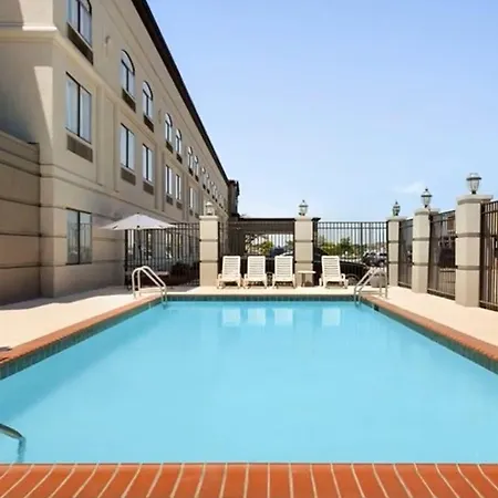 Townhome Inn & Suites By Ihg-2