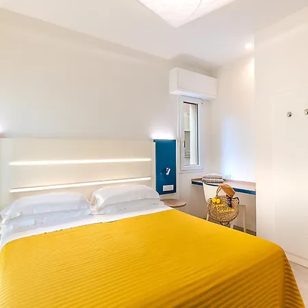 Hotel Commodore-2