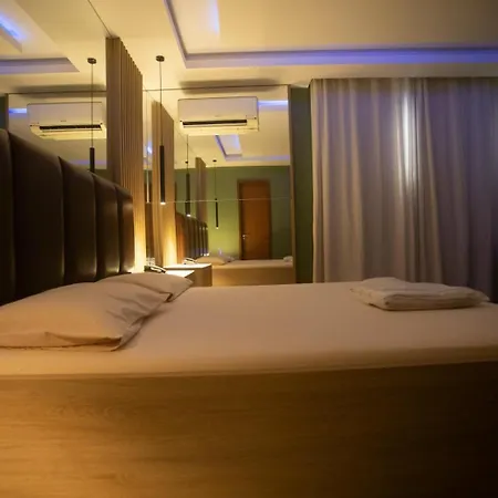 Motel Caricia (Adults Only)-3
