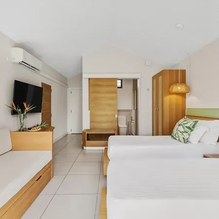 Coral Azur Beach Resort Mont Choisy-3