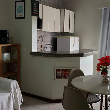 Apartamento pé na areia de 1 dormitório com vista para Praia ou vista lateral Pontas das Canas-3