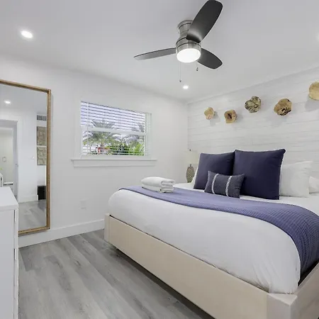 Siesta Key Beach Resort And Suites-3