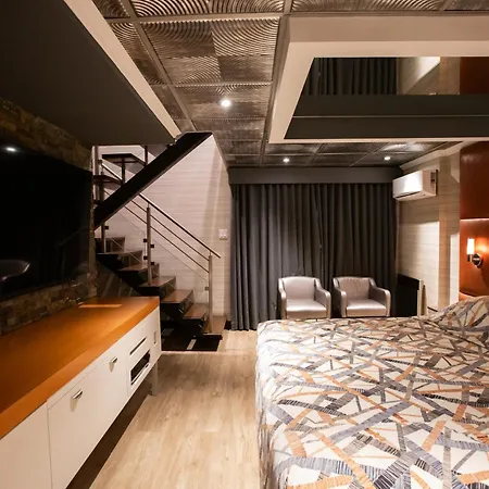 Hotel Le Chablis Cadillac-3