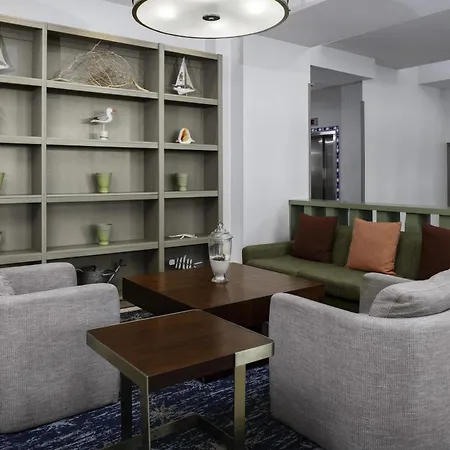 Hilton Garden Inn Miami South Beach-2