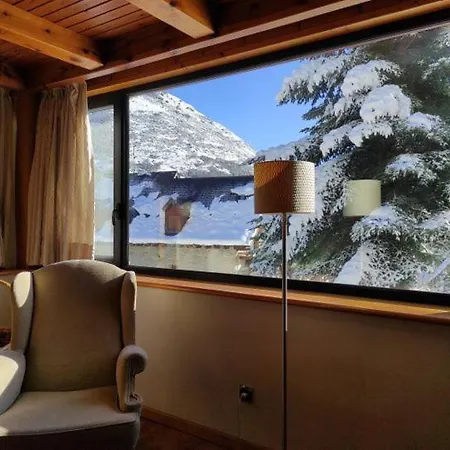 Casa Lola Pirene Chalet 12 Pax Sauna Jacuzzi Piano Vistas Vielha-2