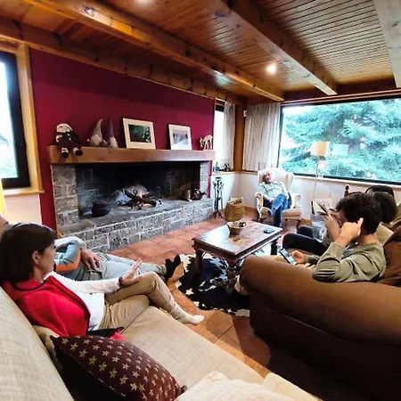 Casa Lola Pirene Chalet 12 Pax Sauna Jacuzzi Piano Vistas Vielha-3