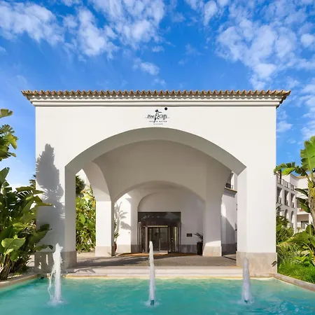 Pine Cliffs Ocean Suites, A Luxury Collection Resort & Spa, Algarve-3