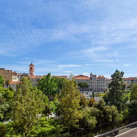 GRAND HÔTEL City Center at 2 minutes walk from the beach-3